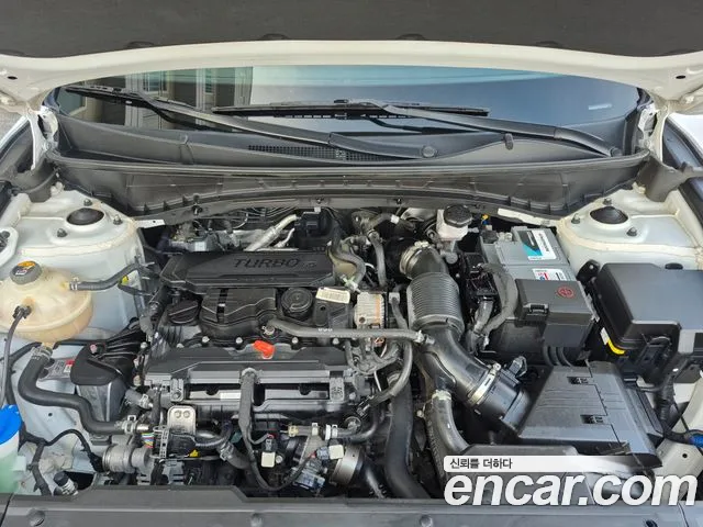 Hyundai Tucson Tucson (NX4) Бензин 1.6 турбо 2WD — Фото автомобиля 20