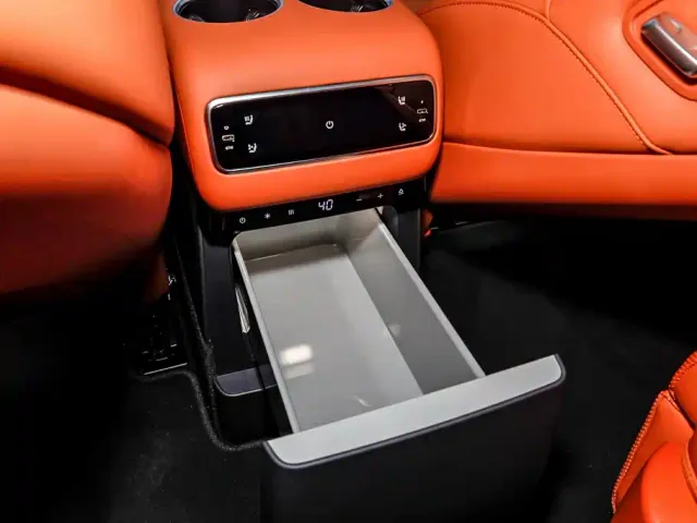 Li Auto Li Xiang L9 2025 Ultra Smart Renewal Edition — Фото автомобиля 28