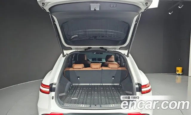 Genesis GV70 — Фото автомобиля 26