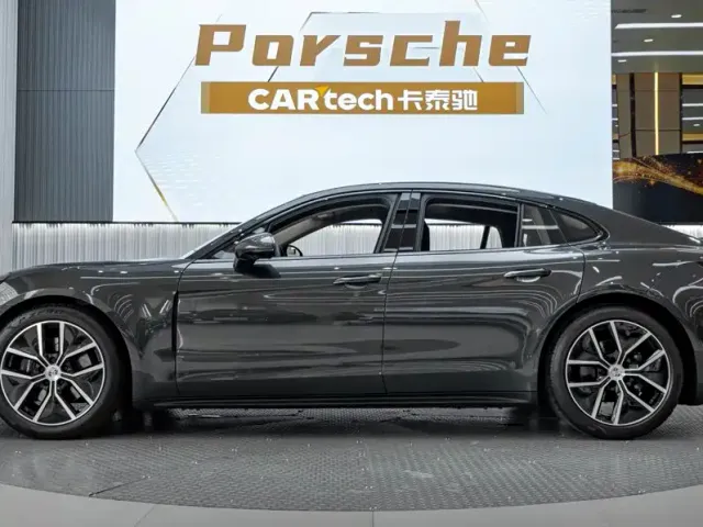 Porsche Panamera — Фото автомобиля 3