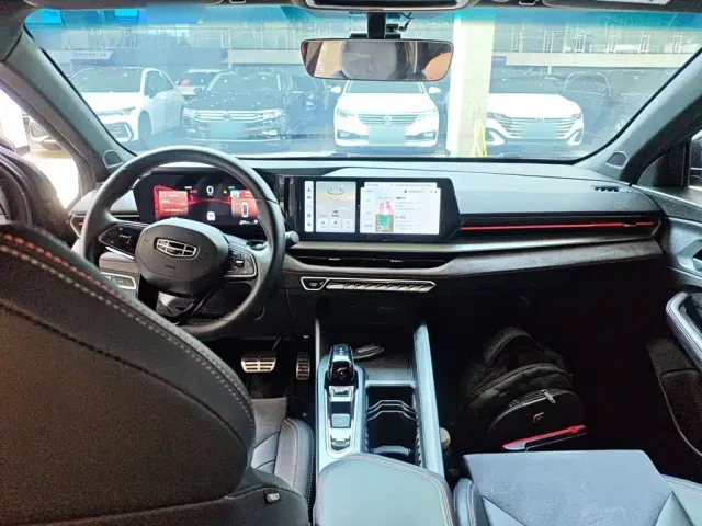 Geely Binrui — Фото автомобиля 9
