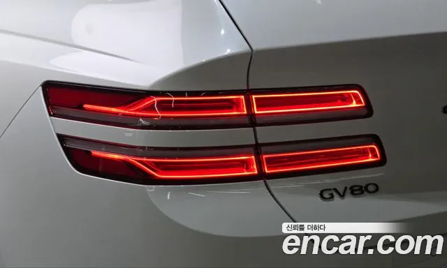 Genesis GV80 — Фото автомобиля 8