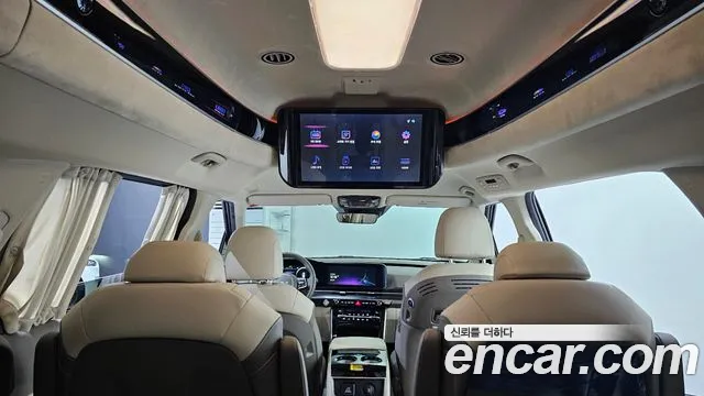 Kia Carnival Generation 4 — Фото автомобиля 25