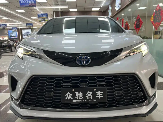 Toyota Granvia — Фото автомобиля 2