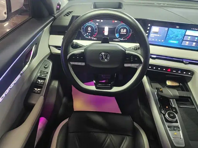 Changan CS75 Plus — Фото автомобиля 10