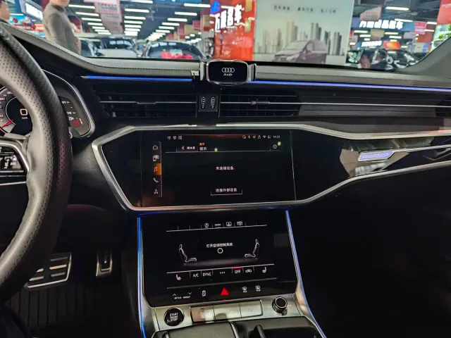 Audi A6L — Фото автомобиля 18