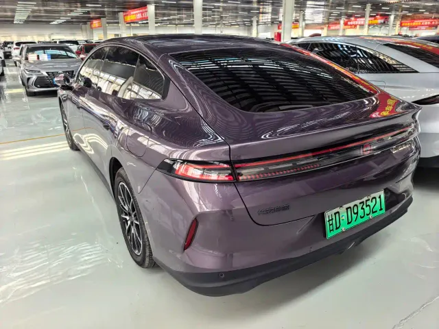 Changan Qiyuan A06 — Фото автомобиля 15