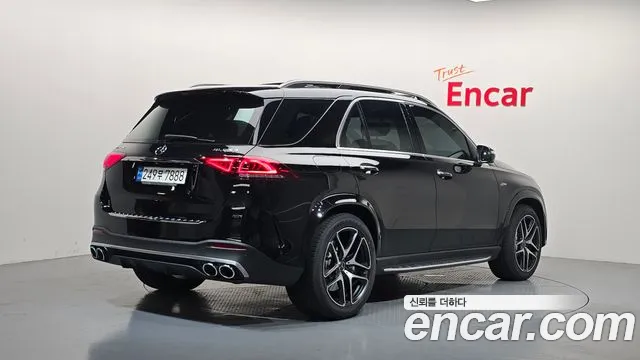 Mercedes-Benz GLE-Class — Фото автомобиля 2