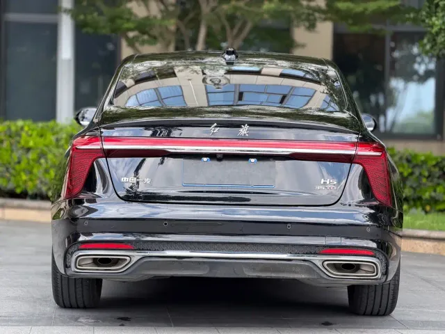 Hongqi H5 — Фото автомобиля 8