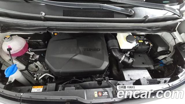 Hyundai Staria Staria 4WD Lounge 7 мест — Фото автомобиля 6