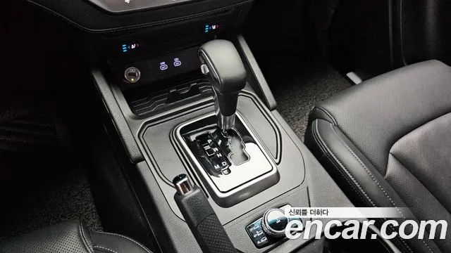 KG_Mobility_Ssangyong Rexton Новый Rexton Sport Khan Дизель 2.2 4WD — Фото автомобиля 8