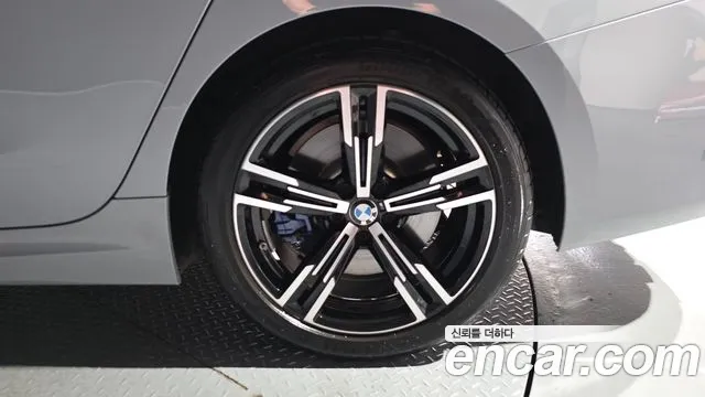 BMW 3-Series 3 серия (G20) 320i M Sport — Фото автомобиля 16
