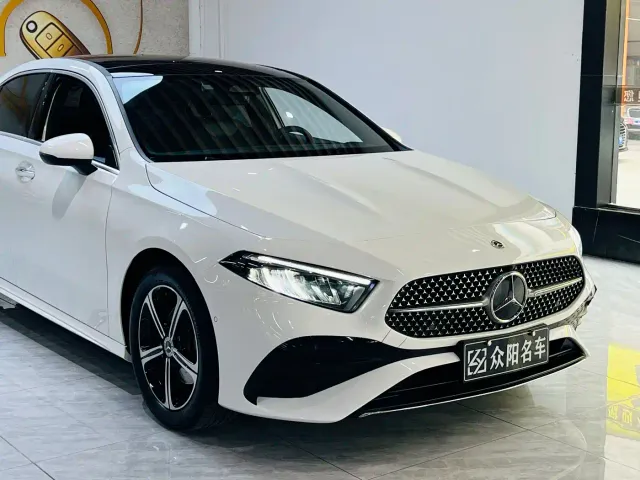 Mercedes-Benz A-Class — Фото автомобиля 4