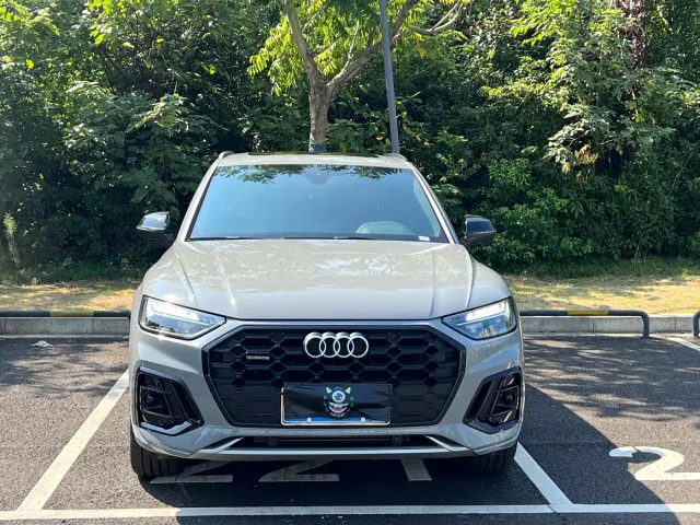 Audi Q5L — Фото автомобиля 2