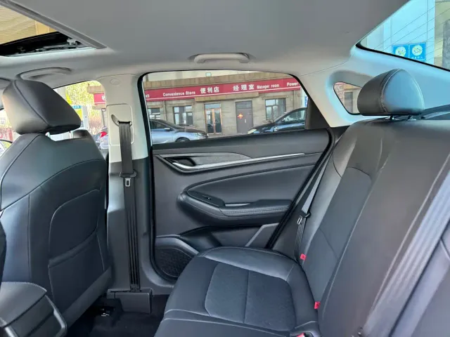 Changan Eado — Фото автомобиля 11