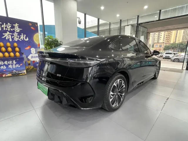 BYD Seal — Фото автомобиля 15