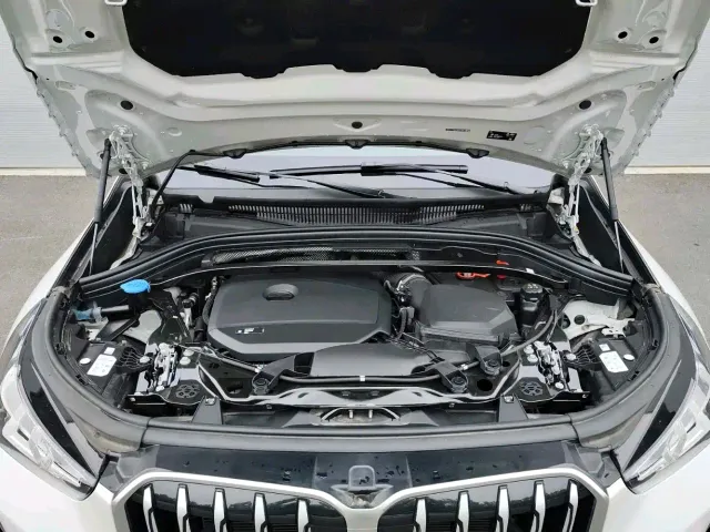 BMW X1 — Фото автомобиля 4