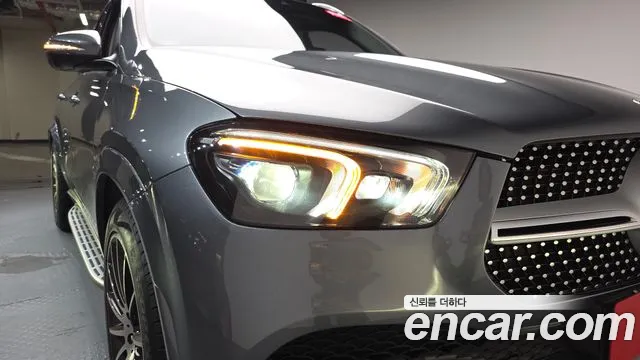 Mercedes-Benz GLE-Class — Фото автомобиля 18