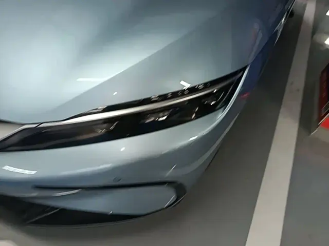 BYD Han — Фото автомобиля 23