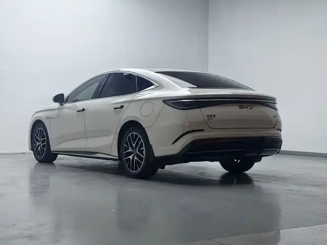 BYD Seal — Фото автомобиля 7