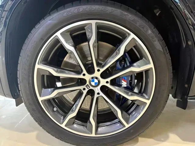 BMW X3 — Фото автомобиля 16