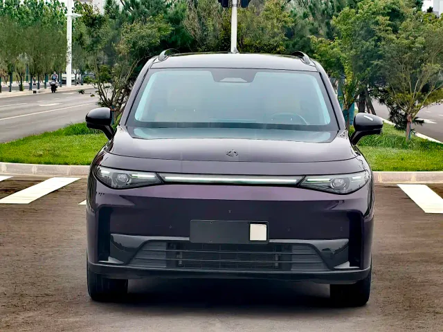 Leapmotor C16 — Фото автомобиля 2