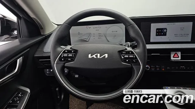 Kia EV6 — Фото автомобиля 19