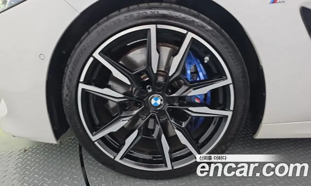 BMW 8 Series G15 — Фото автомобиля 5