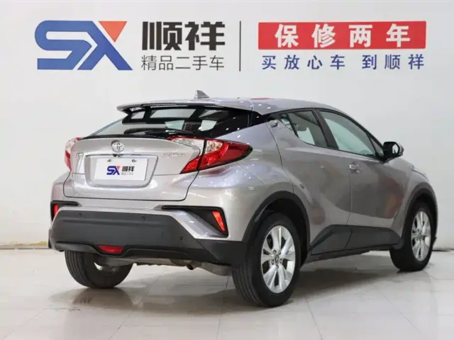 Toyota IZOA — Фото автомобиля 5