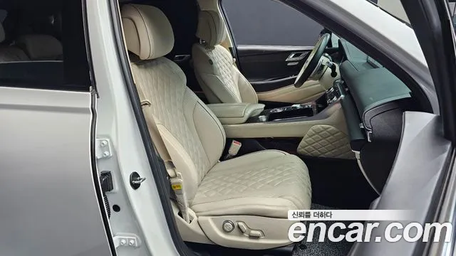 Genesis GV80 — Фото автомобиля 16