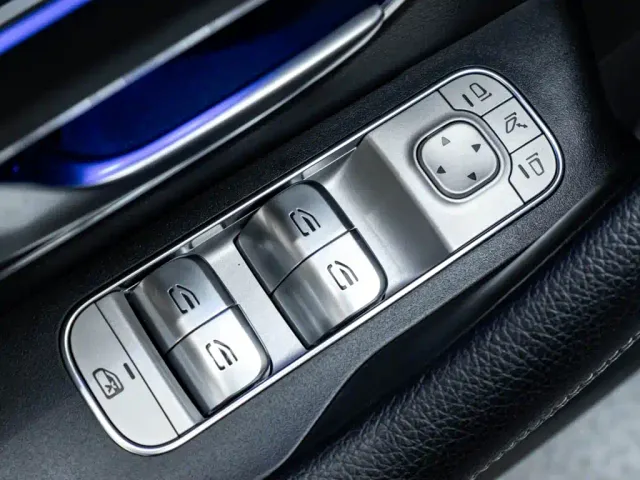 Mercedes-Benz GLE-Class — Фото автомобиля 24
