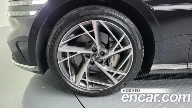 Genesis G90 RS4 — Фото автомобиля 5