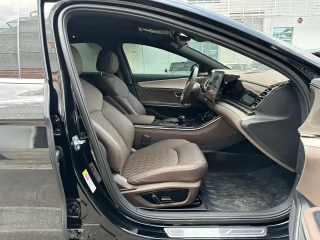 BYD Han — Фото автомобиля 12