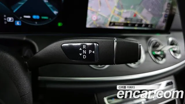 Mercedes-Benz CLS-Class — Фото автомобиля 2