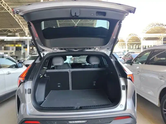 Geely Boyue — Фото автомобиля 18