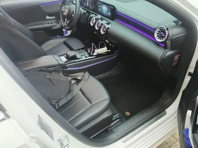 Mercedes-Benz A-Class — Фото автомобиля 12