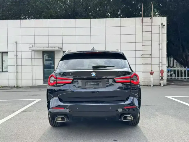 BMW X3 — Фото автомобиля 3