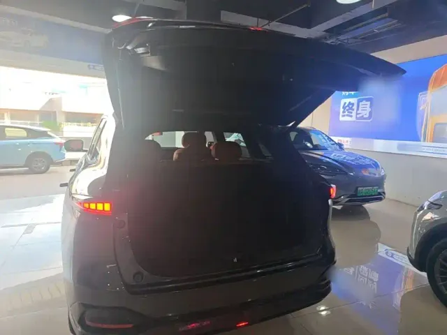 Changan CS75 Plus — Фото автомобиля 18