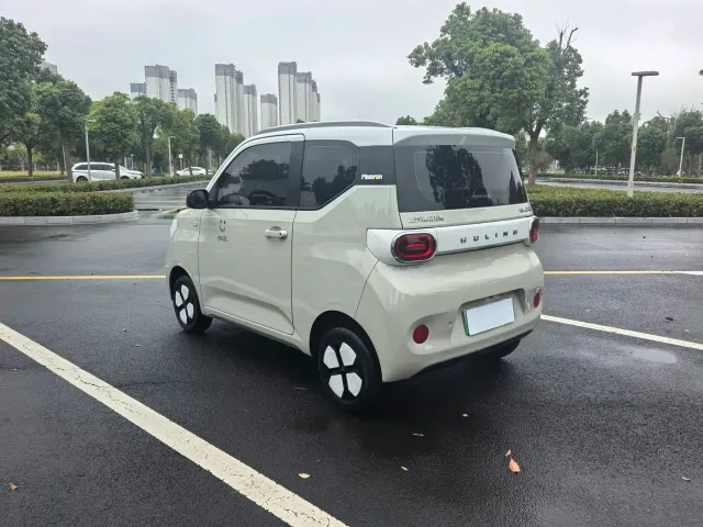 Wuling Hongguang Mini EV — Фото автомобиля 5