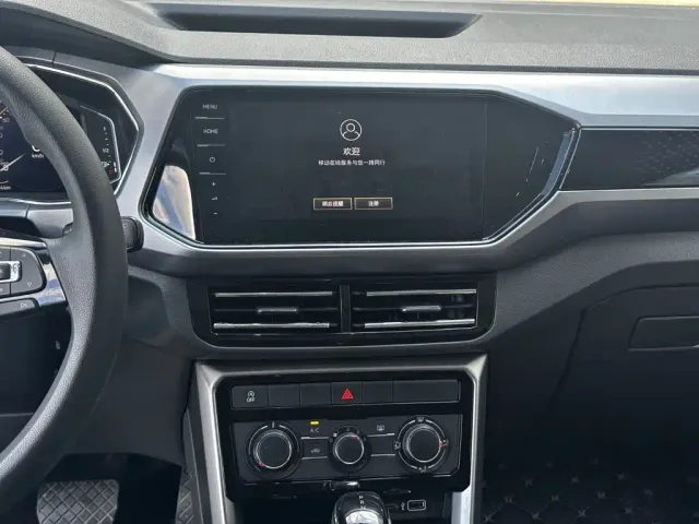 Volkswagen T-Cross — Фото автомобиля 14