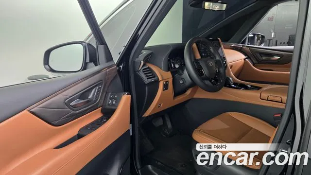 Toyota Alphard — Фото автомобиля 10