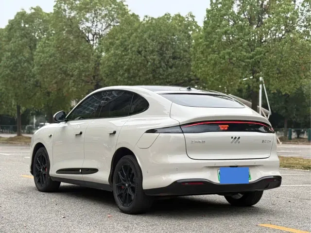 IM Motors LS6 — Фото автомобиля 6