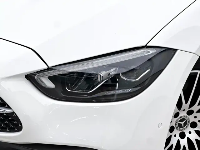 Mercedes-Benz C-Class — Фото автомобиля 16