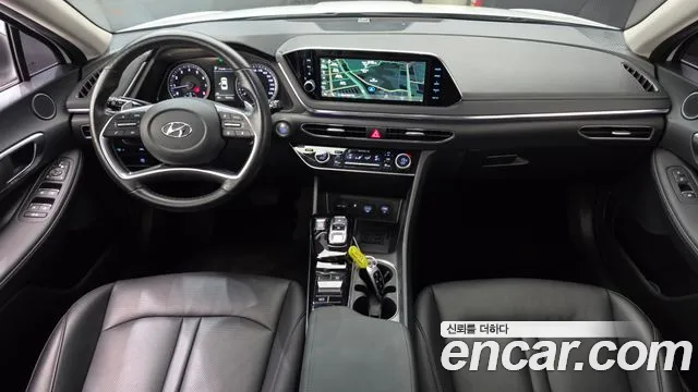 Hyundai Sonata Sonata (DN8) 2.0 LPG(Для проката) — Фото автомобиля 7