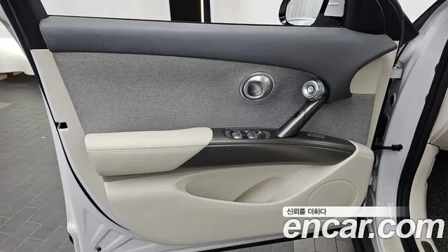 Genesis GV60 — Фото автомобиля 13