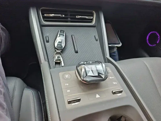 BYD Qin L — Фото автомобиля 13