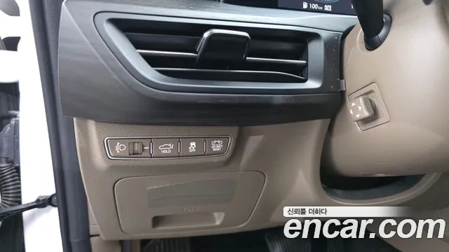Kia K8 Hybrid — Фото автомобиля 14