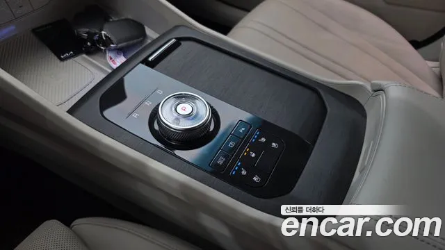Kia K8 (New) Hybrid — Фото автомобиля 12