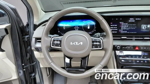 Kia Carnival Generation 4 — Фото автомобиля 19