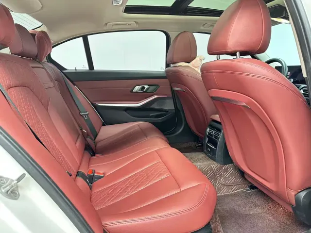 BMW i3 — Фото автомобиля 8